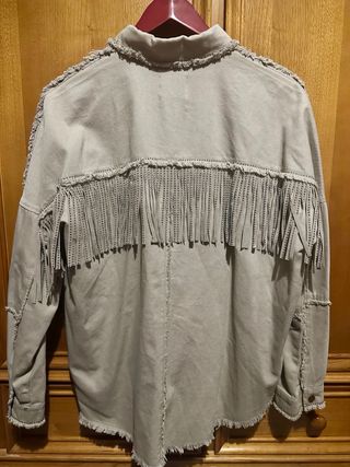 Chaqueta Zara con Flecos