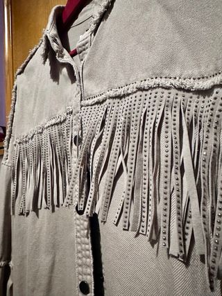 Chaqueta Zara con Flecos