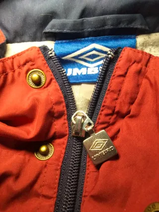 Chaqueta Umbro Vintage Roja