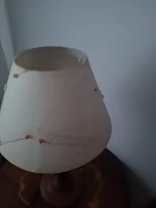 Lámpara de mesa artesanal nueva