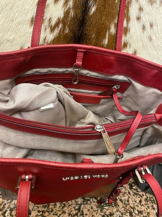 Bolso Michael Kors Piel Roja Safiana