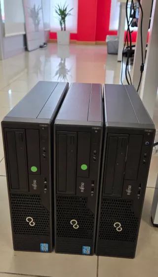 Ordenador Fujitsu Negro