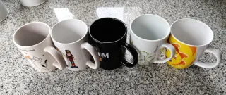 Conjunto de 5 canecas de loiça