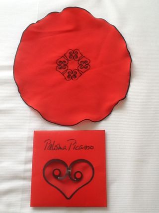 Lenço Paloma Picasso Vermelho Novo