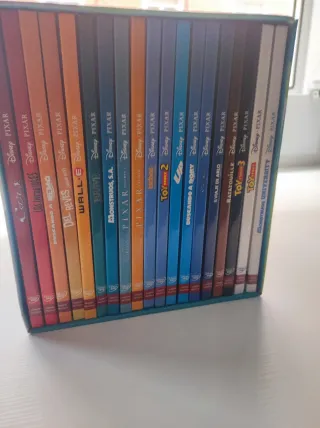 Colección Estrellas Disney Libros y DVDs