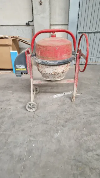 Hormigonera Guy Noel