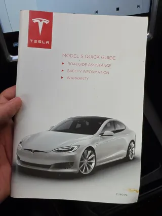 Tesla Model S 2016