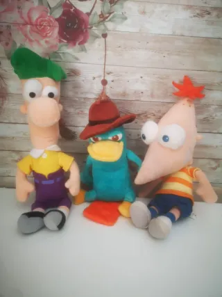 Peluches Pheneas y Ferb