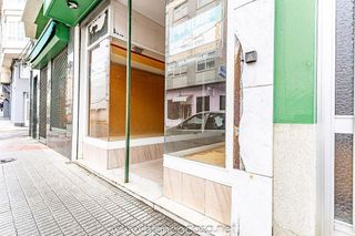 Local comercial en venta en Carballo