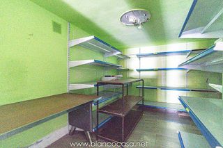 Local comercial en venta en Carballo