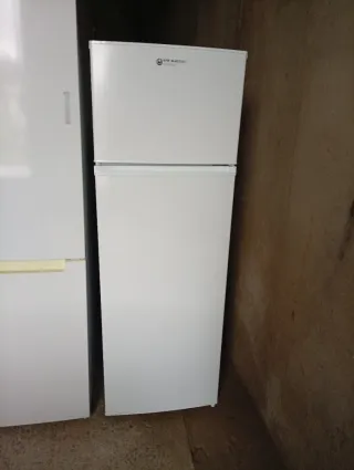 Frigorífico blanco seminuevo