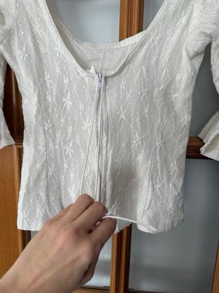 Camisa flamenca beige manga acampanada