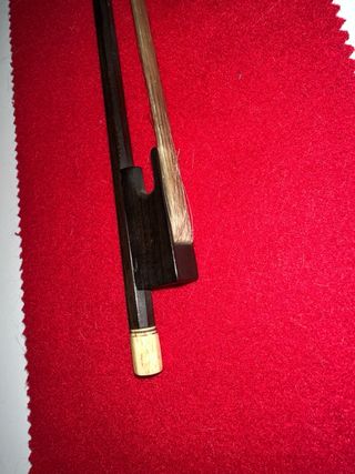 Arco de violino antigo