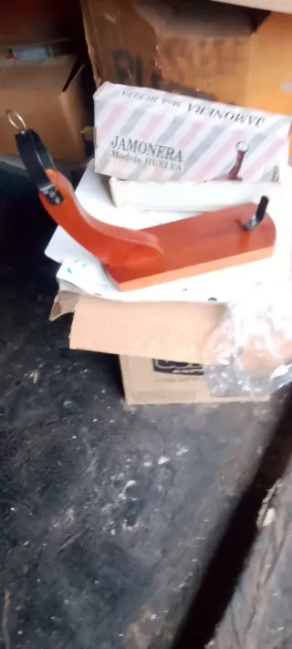 Jamonera Modelo Huelva