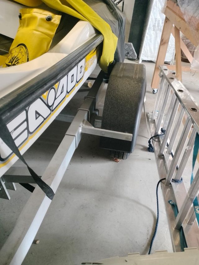 Sea-doo 97kw 130 hp remolque nuevo,moto solo 2500€