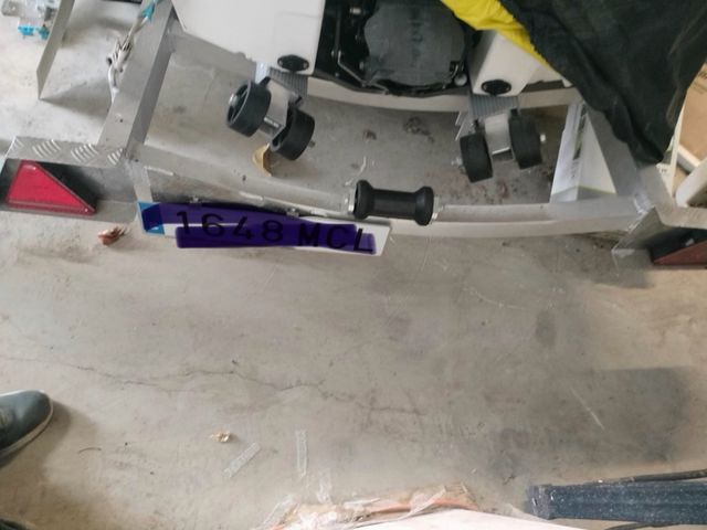 Sea-doo 97kw 130 hp remolque nuevo,moto solo 2500€