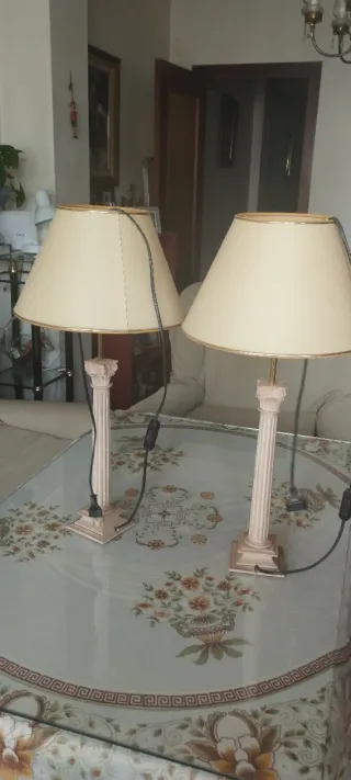 Lámparas de mesa rosa palo