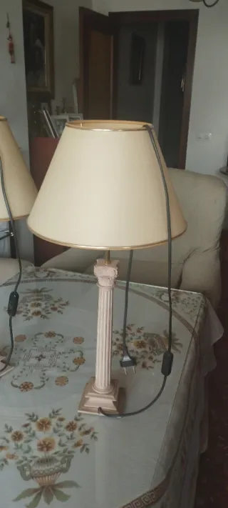 Lámparas de mesa rosa palo