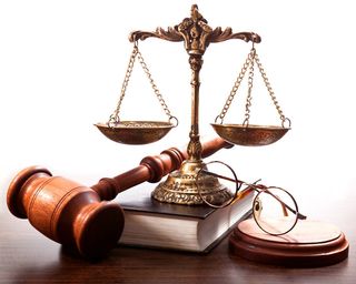 Clases refuerzo Derecho. Realización de TFG y TFM.