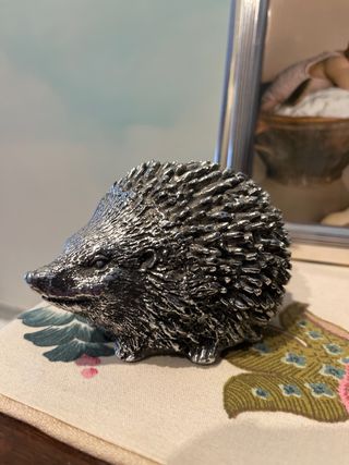 Figura Erizo Comprado Dubái