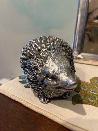 Figura Erizo Comprado Dubái