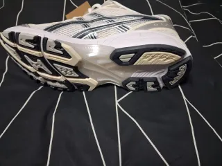 Zapatillas Asics Gel Kayano 14 Plata/Blanco