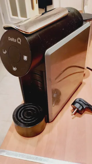 Cafetera Delta Q Negra