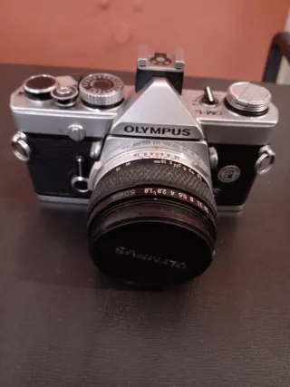 Olympus OM 1 Macchina Fotografica Reflex