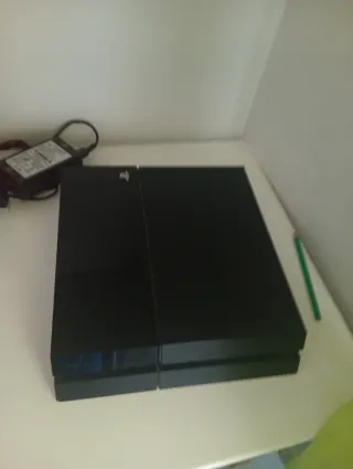 Consola Sony PS4 Negra