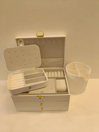Set organizer trucchi e gioielli bianco