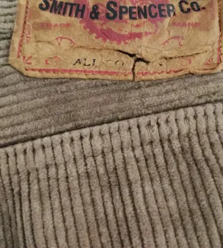 Pantalón de pana Smith & Spencer Co. marrón