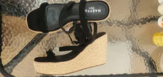 Sandalias Mary Paz negras talla 39