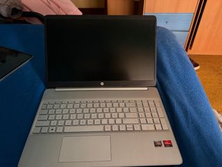 Ordenador portátil HP Plata y Negro Ryzen 5