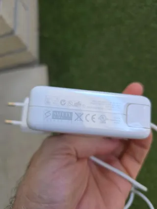 Cargador Apple 85W MagSafe