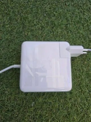 Cargador Apple 85W MagSafe