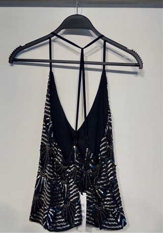 Top pedrería negro y plateado