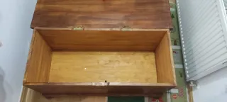 Baúl de madera maciza