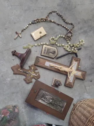 Lote artículos religiosos
