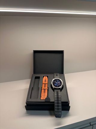 Garmin Fenix 8 Premium AMOLED GPS 51 MM, TITANIUM