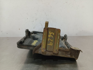 SOPORTE BATERIA MITSUBISHI MONTERO (V60/V70) 4M41