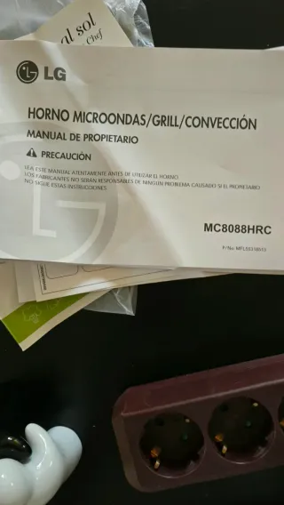 Horno LG convección/gril/Microondas 31Litros
