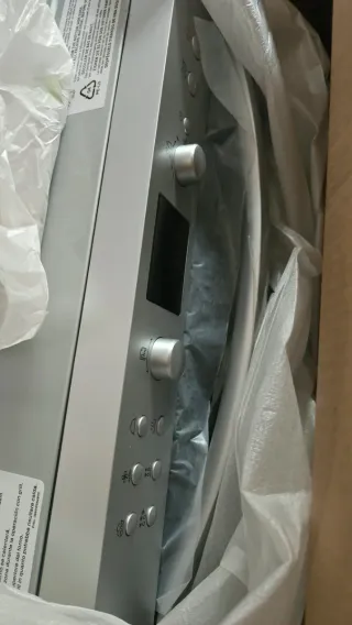 Horno  LG convección/gril/Microondas 31Litros