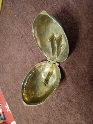 Schiaccianoci vintage ottone pesante