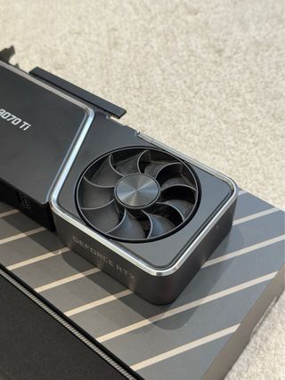 NVIDIA RTX 3070 Ti FE - MUY BARATA!