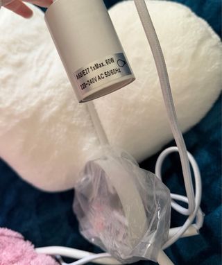 Base lámpara techo blanca