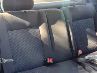 Volkswagen Polo Negro