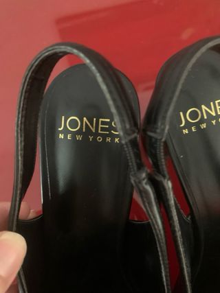 Zapatos slingback tacón ancho Jones New York