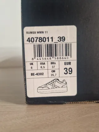 Zapatillas Munich Marrones Talla 39