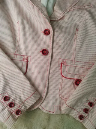 Blazer Pilar Prieto roja y blanco