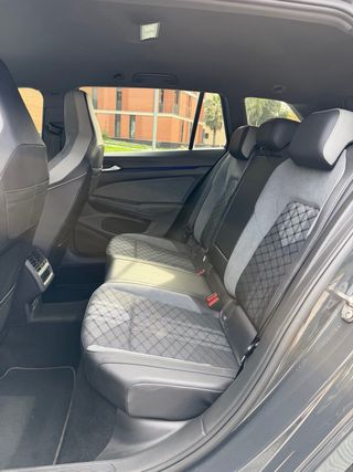 Volkswagen Golf Variant 1.5 eTSI R Line DSG7